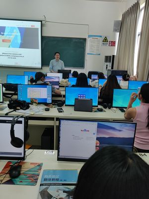 外國語學院商務英語專業實踐周 搭建產教融合新平臺，行業導師助力實踐教學